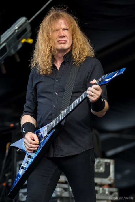 Dave Mustaine in Megadeth performing during the River City Rockfest at the AT&T Center in San Antonio, Texas on May 2016