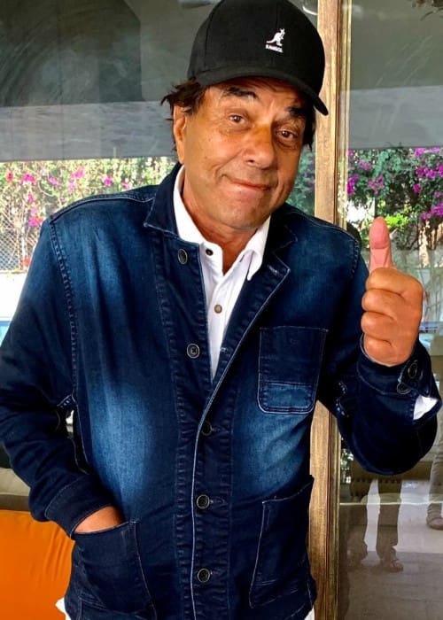 Dharmendra in an Instagram post as seen in June 2019