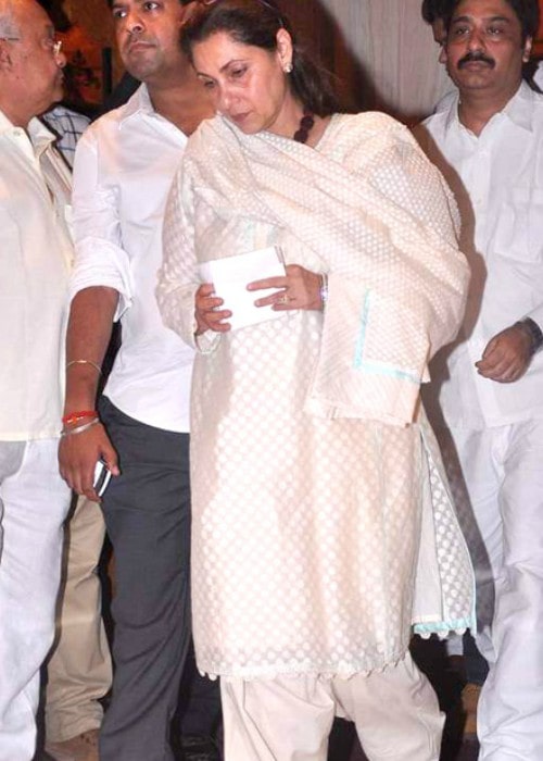 Dimple Kapadia at Rajesh Khanna's prayer meet in 2012