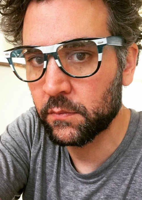 Josh Radnor in an Instagram selfie as seen in November 2018