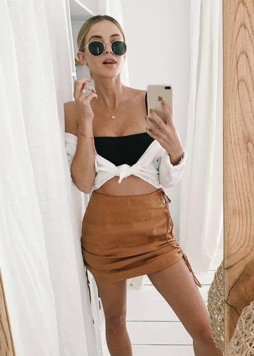 Kaitlynn Carter in a selfie in August 2018