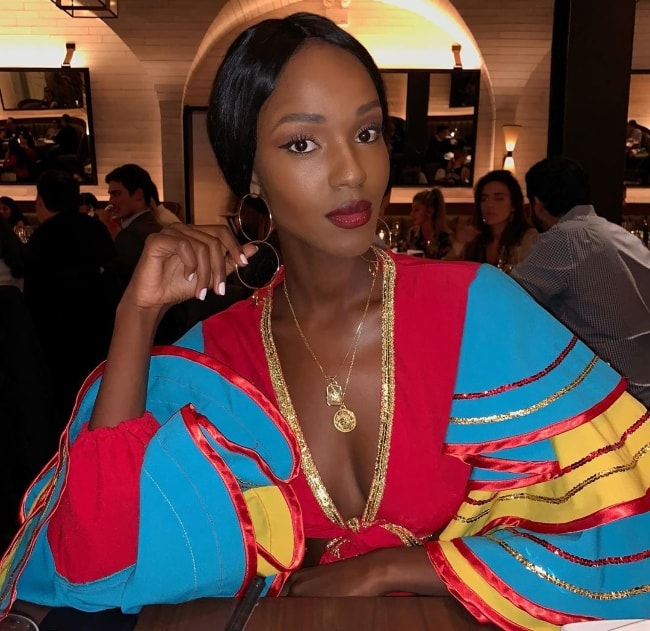 Leila Nda as seen while posing for a gorgeous picture in New York in November 2019