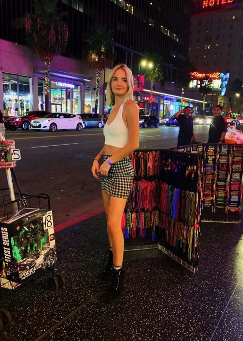 Lexi Orlove as seen while posing for a picture at Hollywood Boulevard in Los Angeles, California, United States in September 2019
