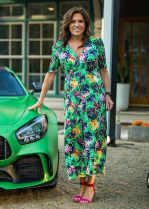 Michele Tafoya Height, Weight, Age, Spouse, Family, Facts, Biography