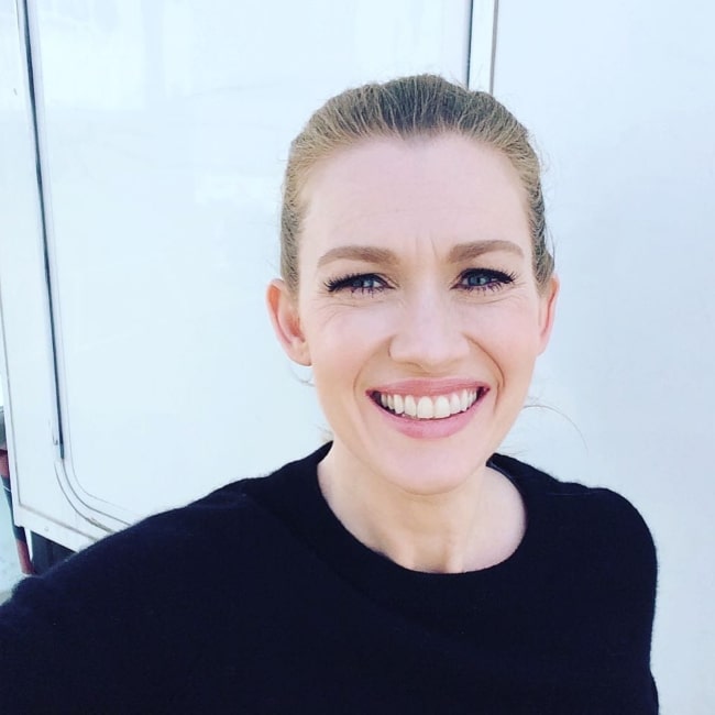 Mireille Enos as seen while smiling in a picture in April 2016