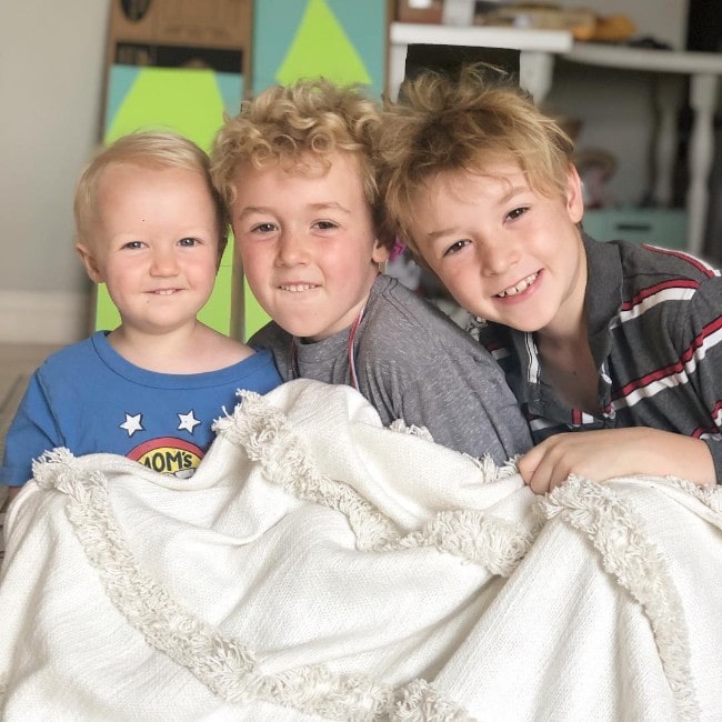 Parker Ballinger with his siblings as seen in April 2019