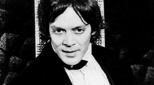 Raul Julia