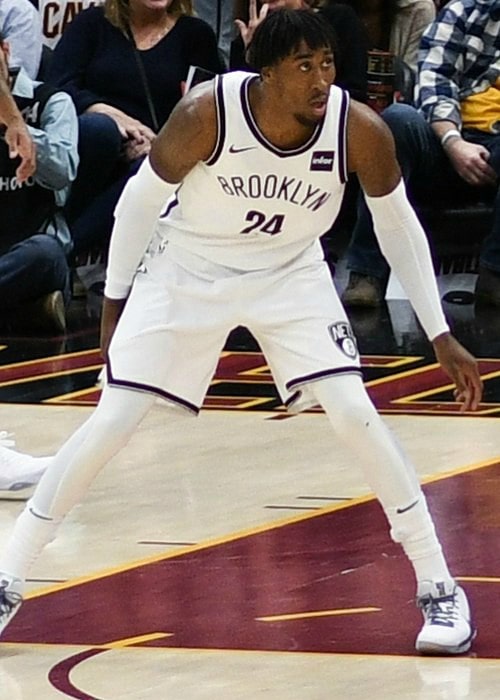 Rondae Hollis-Jefferson during a match in February 2018