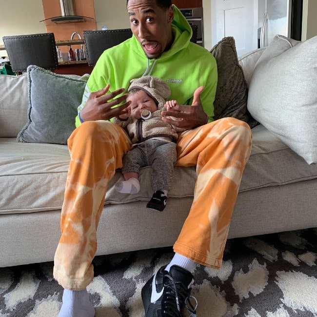 Rondae Hollis-Jefferson with his son as seen in January 2019