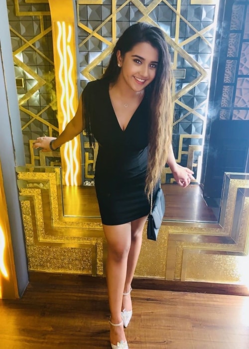 Roshni Walia as seen in a picture taken at Sin City Rooftop Resto & Lounge in August 2019
