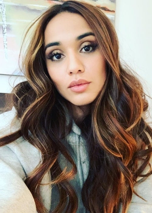 Summer Bishil as seen in a selfie showing her beautiful hair in October 2019