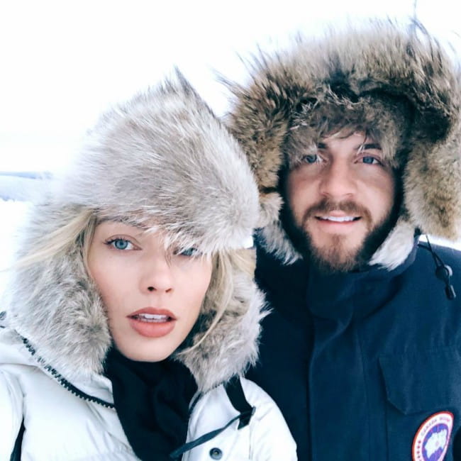 Tom Ackerley and Margot Robbie in a selfie in January 2019