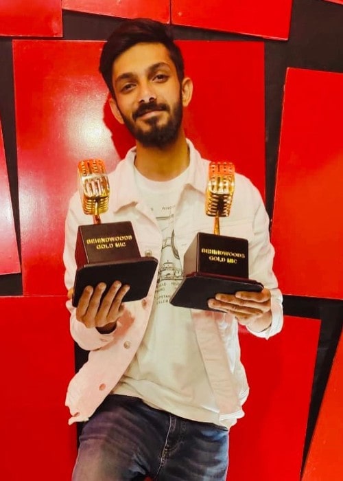 Anirudh Ravichander with his trophies as seen in October 2019