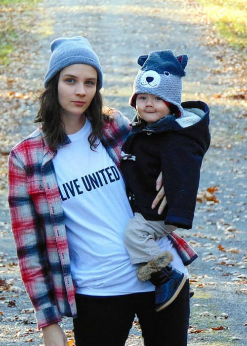 Brittani Kline with her son as seen in November 2018