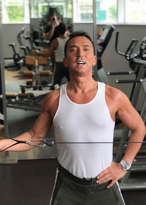 Bruno Tonioli așa cum se vede într-o fotografie făcută în timp ce lucra la sală în septembrie 2019