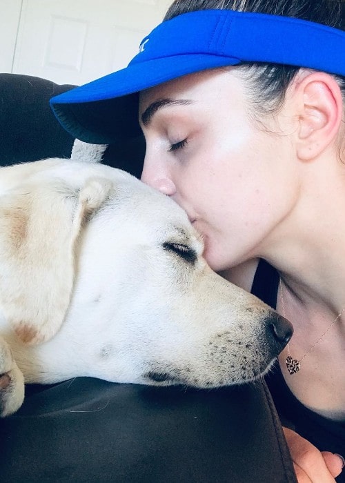 Gabriela Dabrowski with her dog as seen in Decemmber 2019