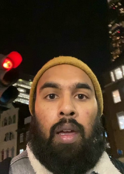 Himesh Patel in an Instagram selfie as seen in November 2019