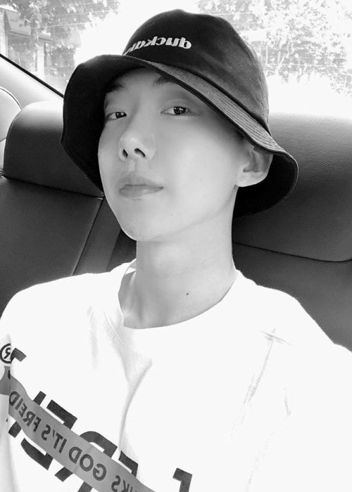 Jo Kwon in an Instagram selfie as seen in June 2019