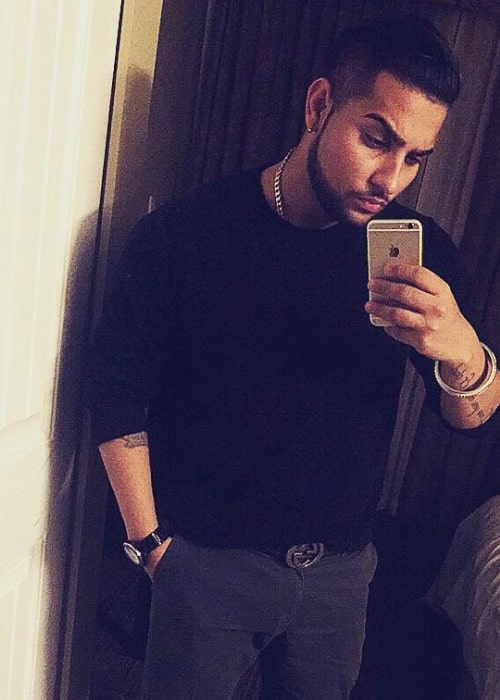 Karan Aujla in a selfie in January 2016