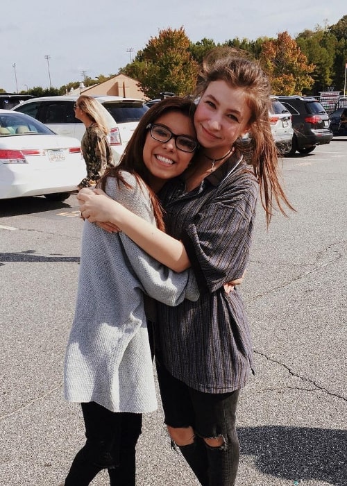 Katelyn Nacon (Right) as seen while posing for a picture along with her friend in October 2016