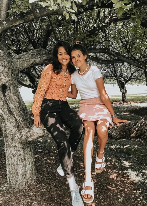 Klailea Bennett (Right) as seen while posing for the camera along with Brooklyn Tanuvasa in July 2019