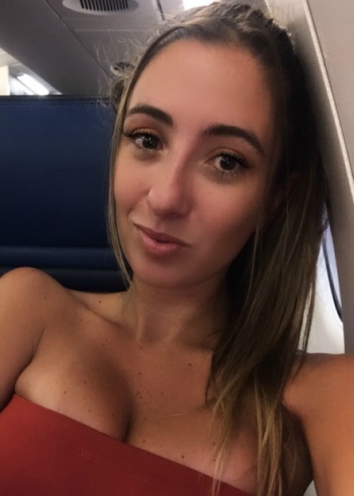 Lauren Francesca in an Instagram selfie as seen in August 2019