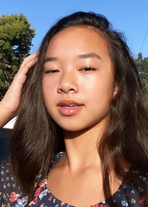 Nicole Laeno in an Instagram selfie as seen in October 2019