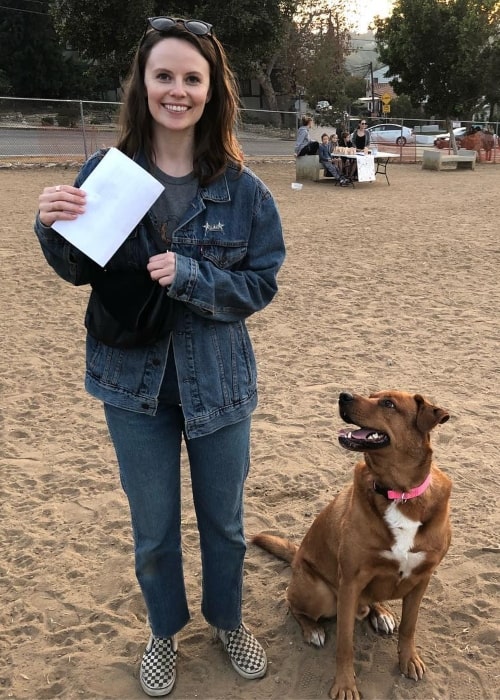 Sarah Ramos as seen in a picture with a dog from the Hope For Paws Rescue Center in January 2019