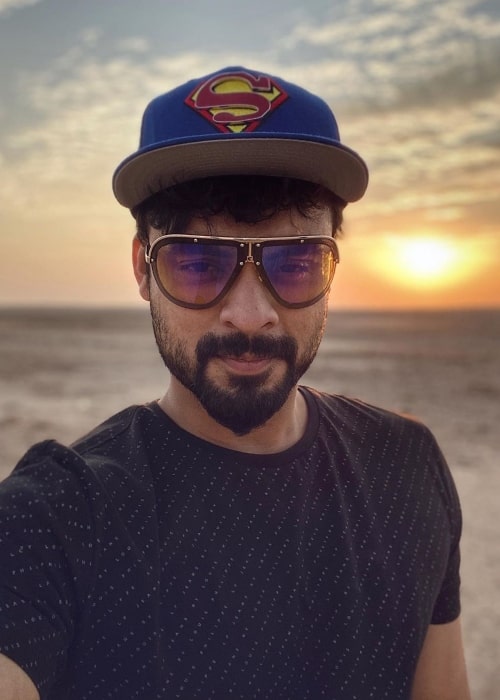 Tovino Thomas as seen in a selfie taken with the sun rising in the backdrop in Riyadh in November 2019