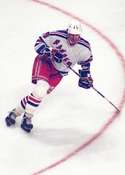 Wayne Gretzky during a match in 1997