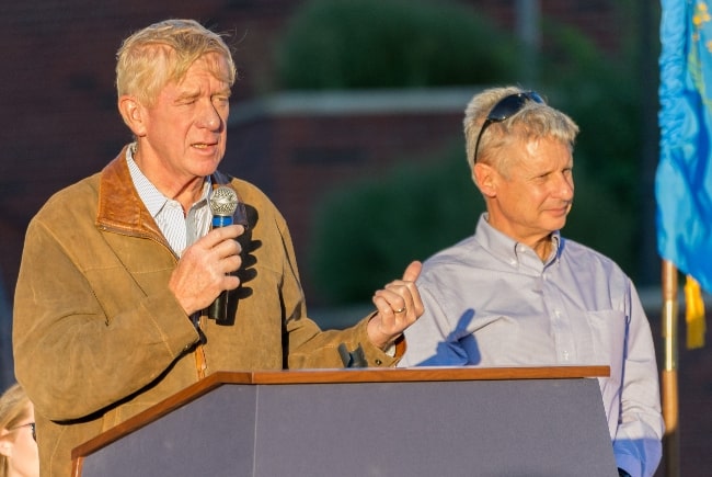 Bill Weld (Left) and Gary Johnson at the first Libertarian Party political rally of the 2016 campaign season, for President and Vice-President, at the University of Nevada in Reno, Nevada in August 2016