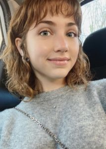 Emily Rudd Height, Weight, Age, Boyfriend, Family, Facts, Biography