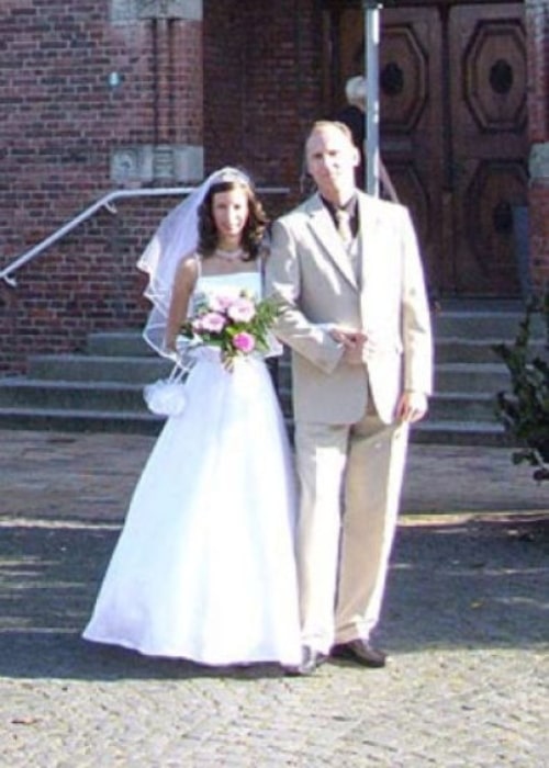 Ioana Spangenberg as seen in a picture with her husband Jan taken on the day of the wedding in 2006