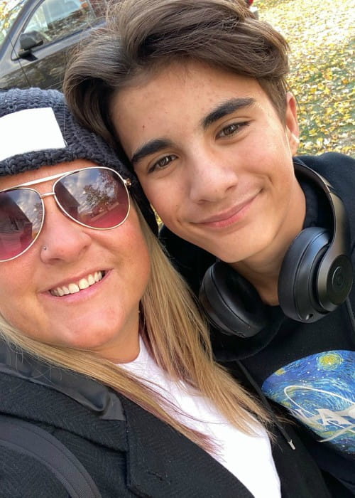Jayden Haueter in a selfie with his mother as seen in October 2019