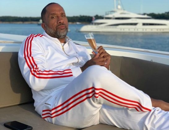 Kenya Barris Height, Weight, Age, Girlfriend, Family, Facts, Biography