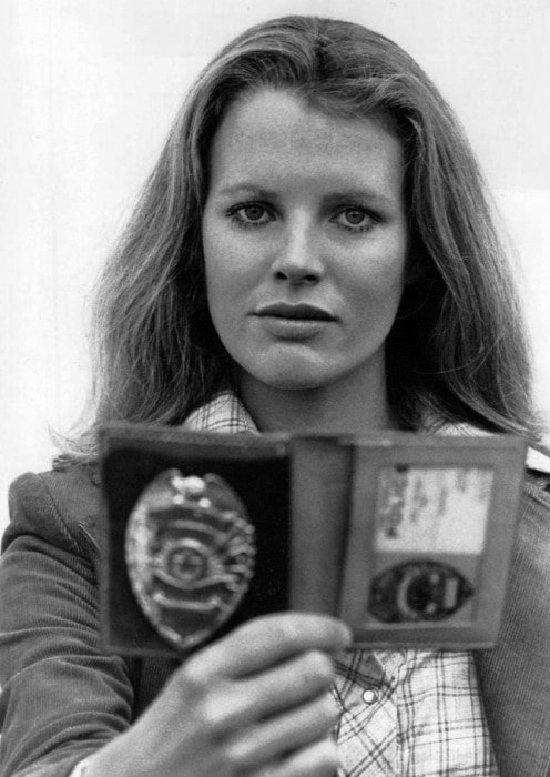 Kim Basinger widziana w 1977 roku