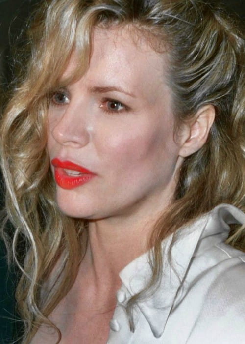 Kim Basinger at the 1990 Academy Awards