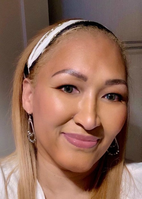 Kim Elba in an Instagram selfie as seen in June 2019