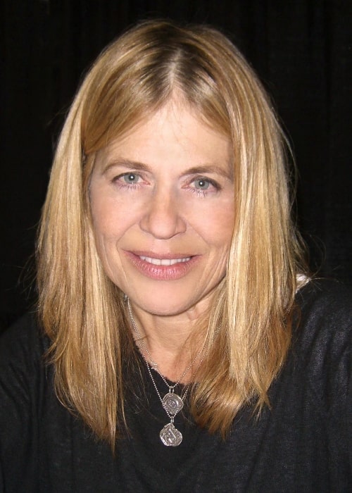 Linda Hamilton as seen while smiling in a picture at the Big Apple Convention in Manhattan in October 2009