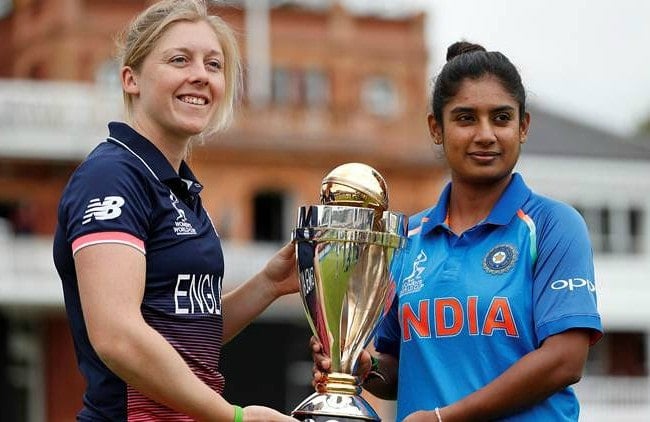 Mithali Raj (Right) and Heather Knight as seen in July 2017
