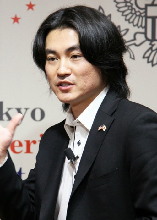 Shin Koyamada speaking at the US Embassy Tokyo on the 2012 national tour