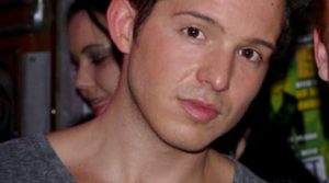 Simon Curtis