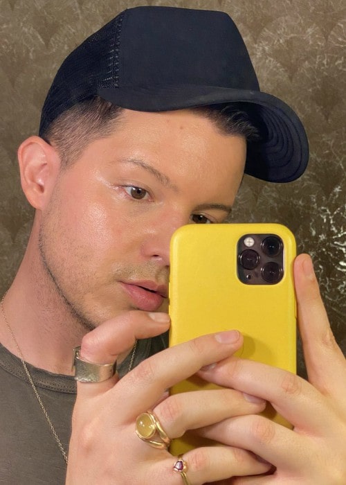 Simon Curtis in a selfie as seen in December 2019