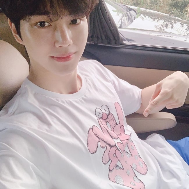 Song Kang as seen while clicking a selfie in October 2019