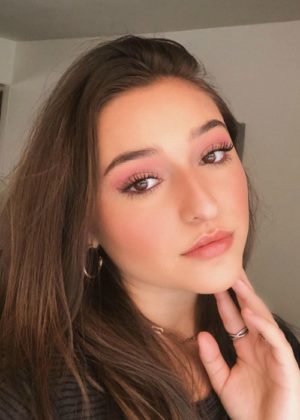 Teilor Grubbs Height, Weight, Age, Boyfriend, Family, Facts, Biography