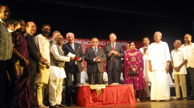 Vairamuthu at Jayakanthan's Russian Award winning ceremony as seen in 2012