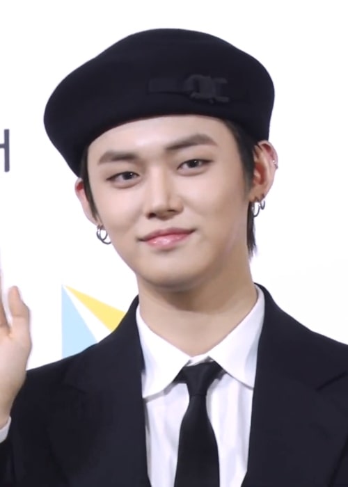 Yeonjun as seen while smiling in a picture taken at Soribada Awards on August 23, 2019