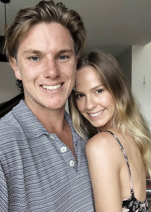 Adam Zampa and Hattie Palmer in a selfie in January 2019