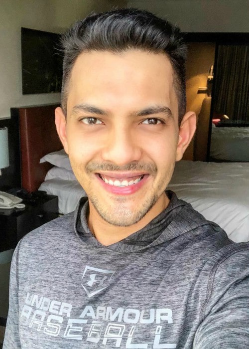 Aditya Narayan in an Instagram selfie in July 2018