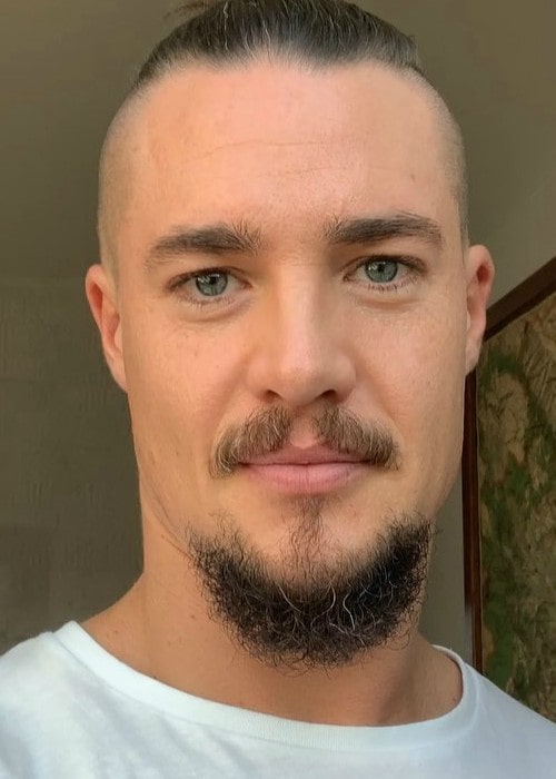 Alexander Dreymon in an Instagram selfie as seen in August 2019